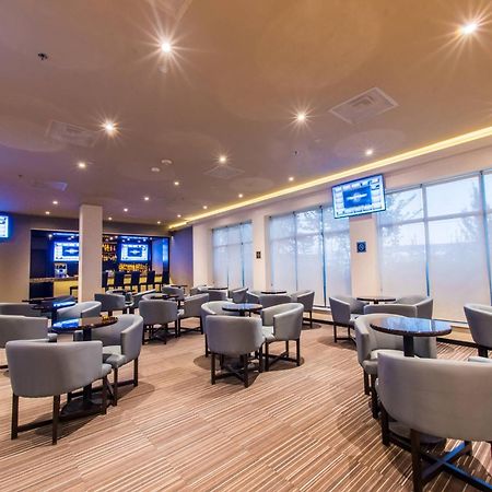 Courtyard By Marriott San Luis Potosi Hotell Exteriör bild