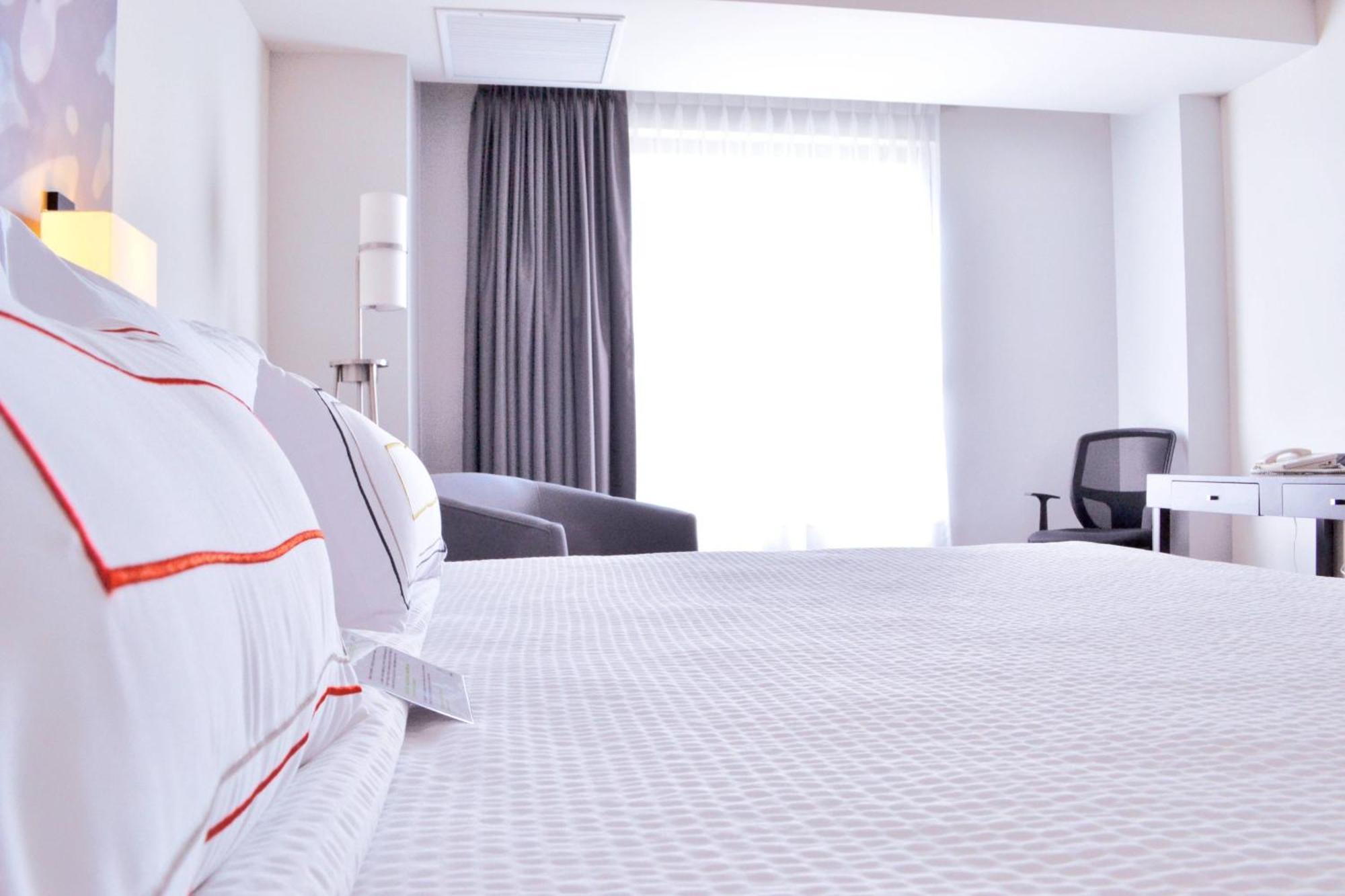 Courtyard By Marriott San Luis Potosi Hotell Exteriör bild